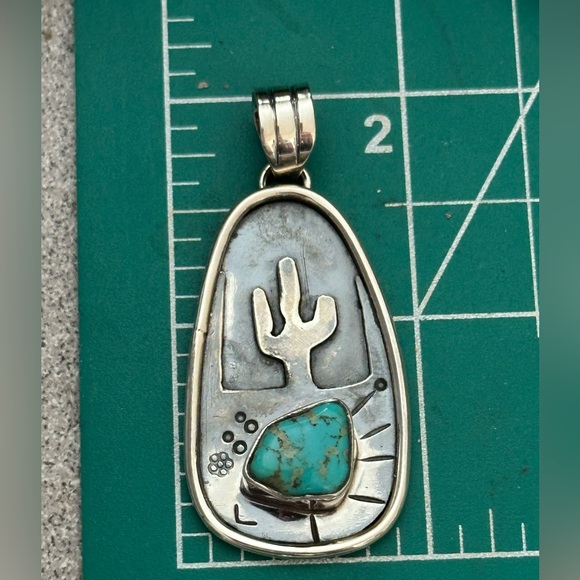 Turquoise nugget cactus desert sterling silver pendant - Picture 2 of 4